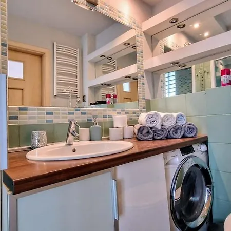 アパート Student District In The Heart Of -2 ウッチ