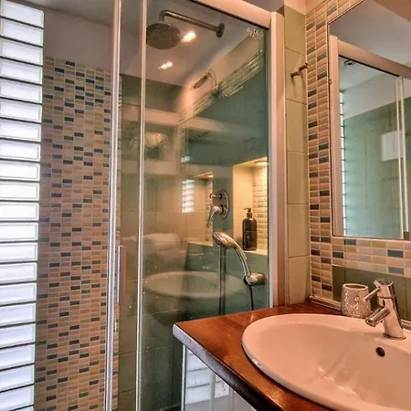 公寓 Student District In The Heart Of -2