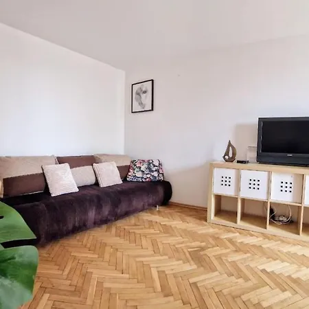 Student District In The Heart Of -2 Apartment *